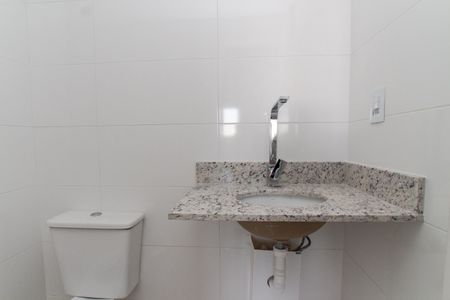 Apartamento à venda com 45m², 2 quartos e 1 vaga Apartamento à venda com 45m², 2 quartos e 1 vagaBanheiro da Suíte