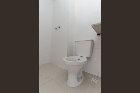 Apartamento à venda com 45m², 2 quartos e 1 vaga Apartamento à venda com 45m², 2 quartos e 1 vagaBanheiro