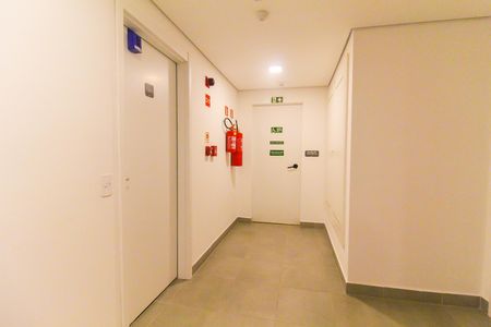 Apartamento para alugar com 32m², 2 quartos e sem vagaHall