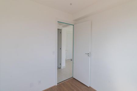 Quarto 1 de apartamento para alugar com 2 quartos, 32m² em Vila Carmosina, São Paulo