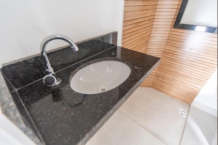 Apartamento à venda com 96m², 2 quartos e 1 vagaBanheiro Social