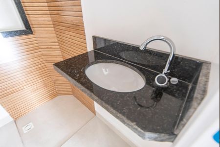 Apartamento à venda com 96m², 2 quartos e 1 vagaBanheiro Social