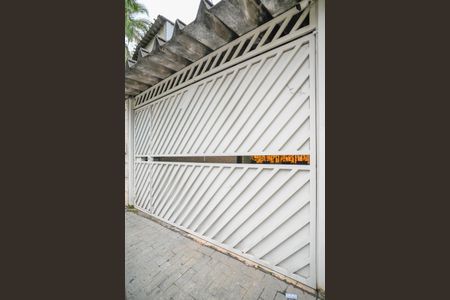 Casa para alugar com 200m², 3 quartos e 2 vagasFachada