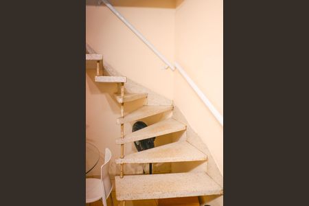 Casa para alugar com 200m², 3 quartos e 2 vagasSala