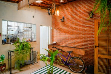 Casa para alugar com 200m², 3 quartos e 2 vagasÁrea Externa