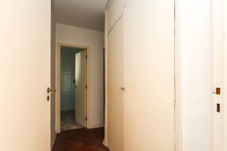 Armário de apartamento para alugar com 2 quartos, 85m² em Aclimação, São Paulo