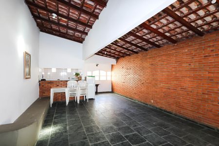 Apartamento para alugar com 85m², 2 quartos e sem vagaÁrea comum - Salão de festas