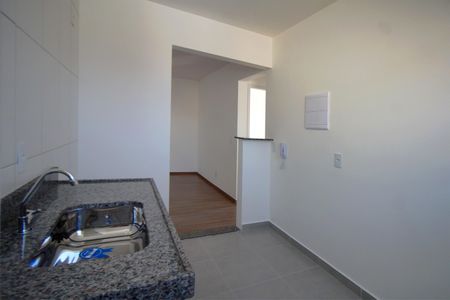 Apartamento à venda com 46m², 2 quartos e 1 vagaCozinha e Área de Serviço