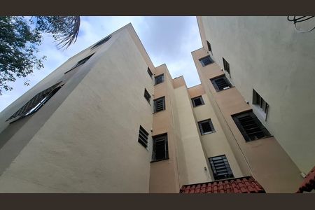 Apartamento para alugar com 53m², 2 quartos e 1 vagaFachada