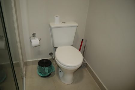 Banheiro de apartamento à venda com 1 quarto, 40m² em República, São Paulo