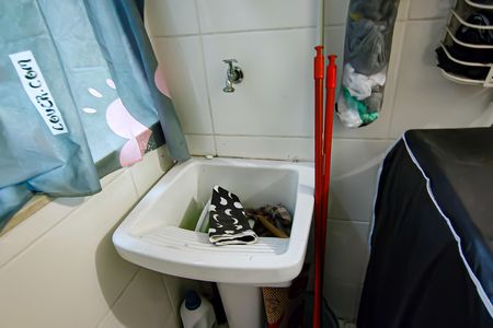 Apartamento à venda com 48m², 2 quartos e 1 vaga Apartamento à venda com 48m², 2 quartos e 1 vagaÁrea de Serviço