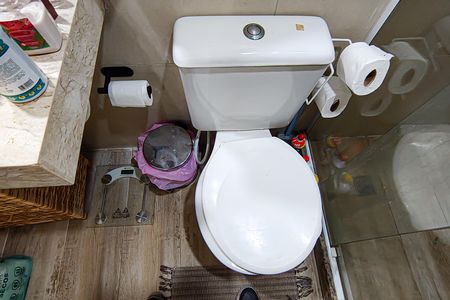 Apartamento à venda com 48m², 2 quartos e 1 vaga Apartamento à venda com 48m², 2 quartos e 1 vagaBanheiro