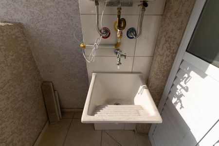 Apartamento para alugar com 45m², 2 quartos e 1 vagaÁrea de Serviço