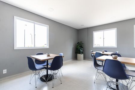 Apartamento para alugar com 45m², 2 quartos e 1 vagaÁrea comum - Salão de festas