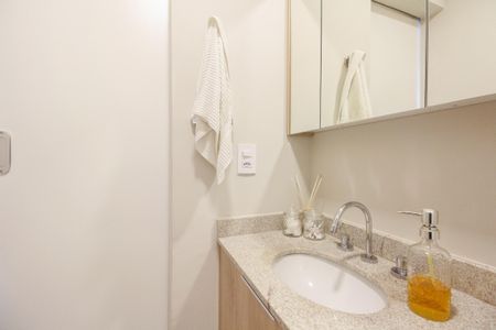 Apartamento à venda com 66m², 2 quartos e 2 vagasBanheiro Suíte 