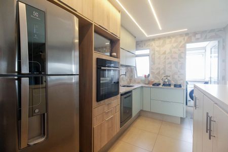 Apartamento à venda com 66m², 2 quartos e 2 vagasCozinha 