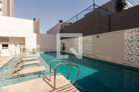 Apartamento à venda com 66m², 2 quartos e 2 vagasCondomínio - Piscina 