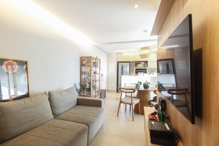 Sala  de apartamento à venda com 2 quartos, 66m² em Vila Azevedo, São Paulo