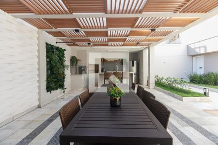 Apartamento à venda com 66m², 2 quartos e 2 vagasCondomínio - Churrasqueira 