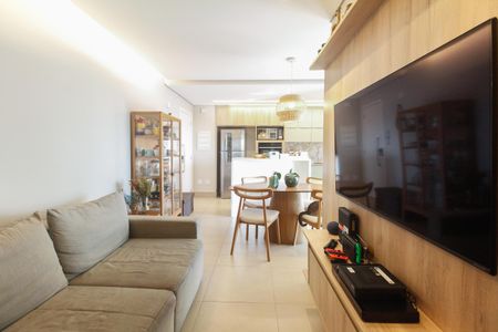 Sala  de apartamento à venda com 2 quartos, 66m² em Vila Azevedo, São Paulo
