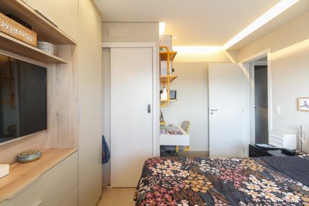 Apartamento à venda com 66m², 2 quartos e 2 vagasSuíte 
