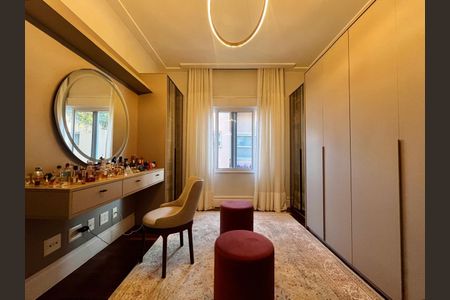 Casa de condomínio à venda com 860m², 4 quartos e 4 vagasQuarto 1