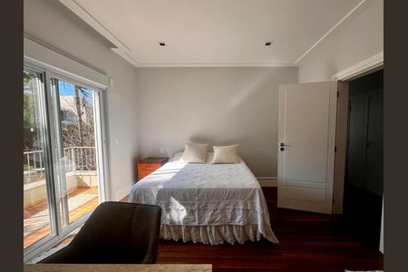 Casa de condomínio à venda com 860m², 4 quartos e 4 vagasSuíte 2