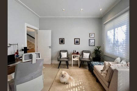 Casa de condomínio à venda com 860m², 4 quartos e 4 vagasEscritório