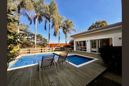 Casa de condomínio à venda com 860m², 4 quartos e 4 vagasÁrea externa