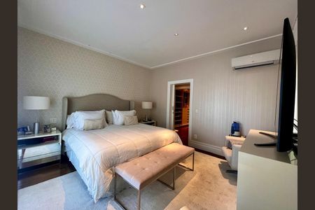 Casa de condomínio à venda com 860m², 4 quartos e 4 vagasSuíte 3