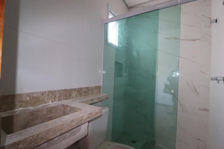 Casa de condomínio à venda com 117m², 2 quartos e 2 vagasBanheiro da Suíte 2