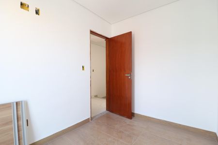 Casa de condomínio à venda com 129m², 3 quartos e 2 vagasQuarto 3