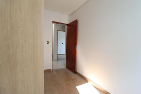 Casa de condomínio à venda com 129m², 3 quartos e 2 vagasQuarto 2 