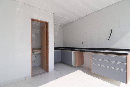 Casa de condomínio à venda com 129m², 3 quartos e 2 vagasEspaço Gourmet