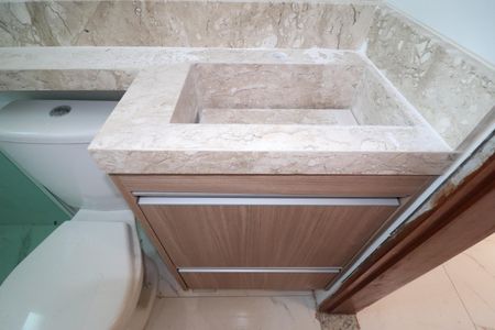 Casa de condomínio à venda com 129m², 3 quartos e 2 vagasBanheiro 2