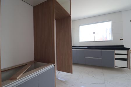 Casa de condomínio à venda com 129m², 3 quartos e 2 vagasCozinha