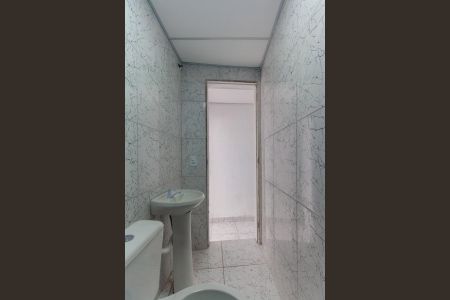 Apartamento para alugar com 55m², 2 quartos e sem vagaBanheiro