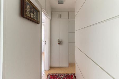 Apartamento à venda com 158m², 3 quartos e 2 vagasCorredor