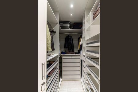 Apartamento à venda com 158m², 3 quartos e 2 vagasCloset do Quarto 3