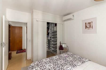 Apartamento à venda com 158m², 3 quartos e 2 vagasQuarto 3