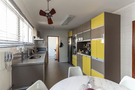 Apartamento à venda com 158m², 3 quartos e 2 vagasCozinha