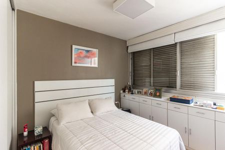 Apartamento à venda com 158m², 3 quartos e 2 vagasQuarto 2