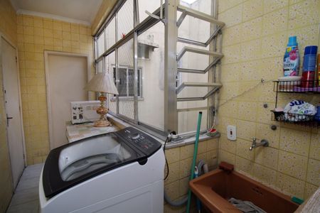 Apartamento à venda com 90m², 2 quartos e 1 vagaÁrea de Serviço