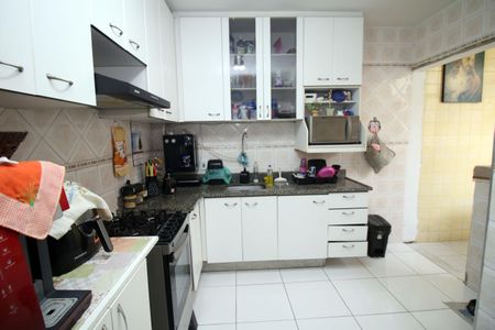 Apartamento à venda com 90m², 2 quartos e 1 vagaCozinha
