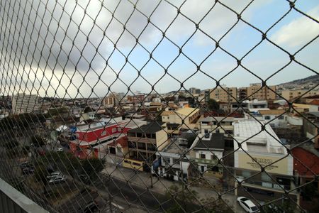 Apartamento à venda com 90m², 2 quartos e 1 vagaVaranda