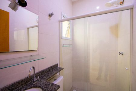 Apartamento à venda com 92m², 2 quartos e 1 vaga Apartamento à venda com 92m², 2 quartos e 1 vagaBanheiro social 1