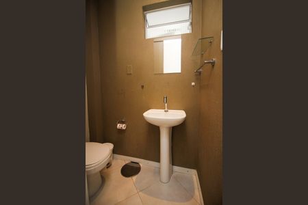 Lavabo de apartamento à venda com 3 quartos, 109m² em Rio Branco, Porto Alegre