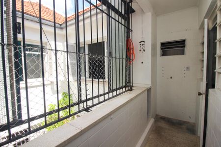 Apartamento à venda com 109m², 3 quartos e 1 vagaÁrea de Serviço