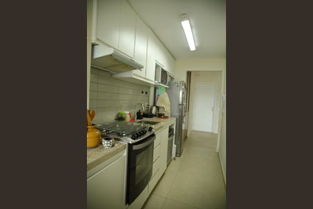 Apartamento à venda com 93m², 2 quartos e 2 vagasCozinha