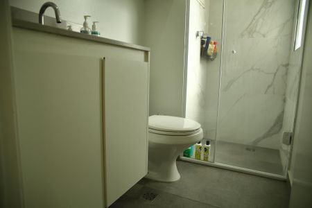 Apartamento à venda com 93m², 2 quartos e 2 vagasBanheiro/Suite